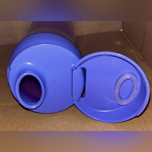 Tupperware ECO Water Sports Bottle Purple Snack Cup Flip Top - Picture 3 of 3